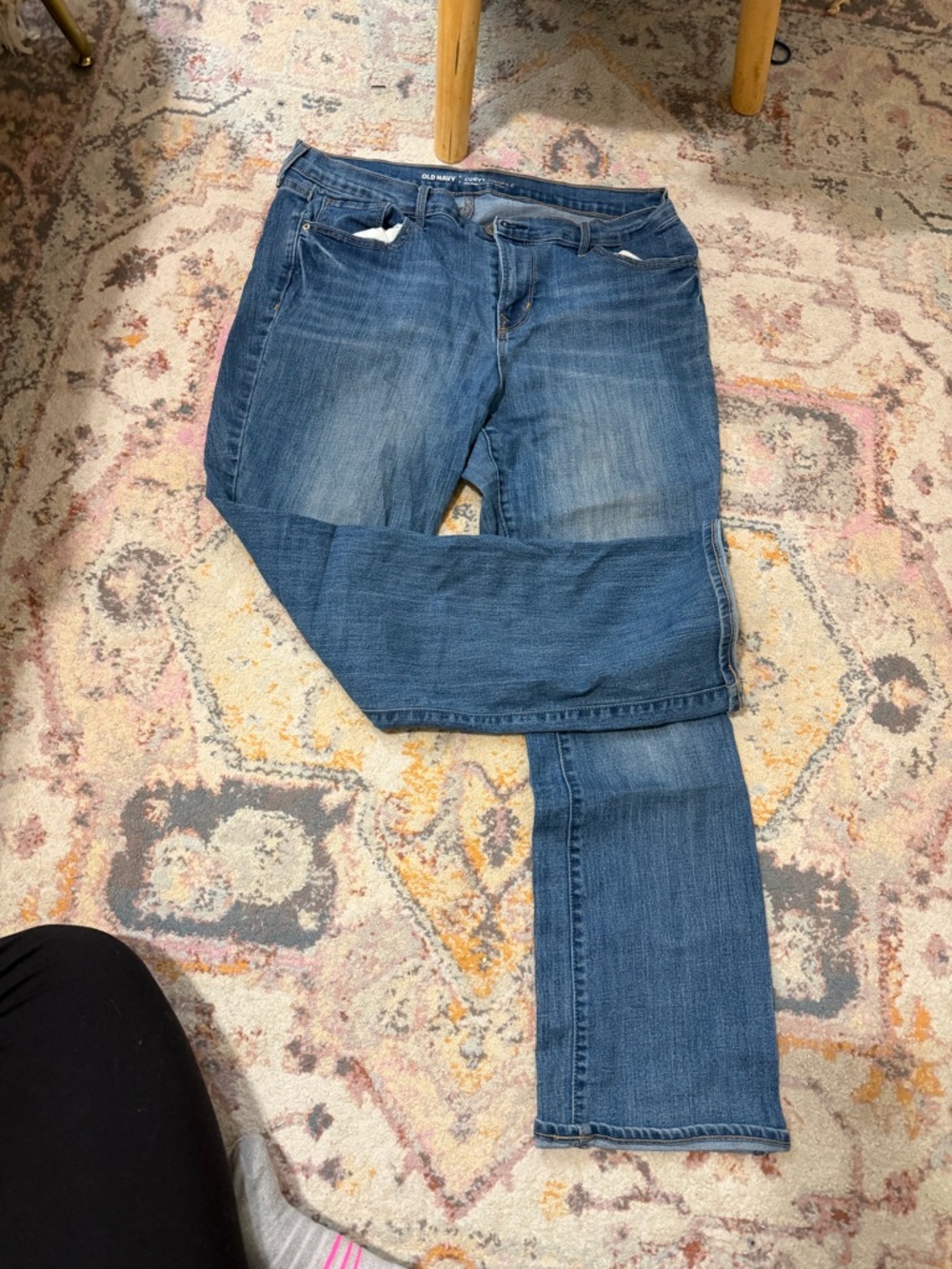 Old Navy Straight-Leg Jeans in Medium Blue Wash